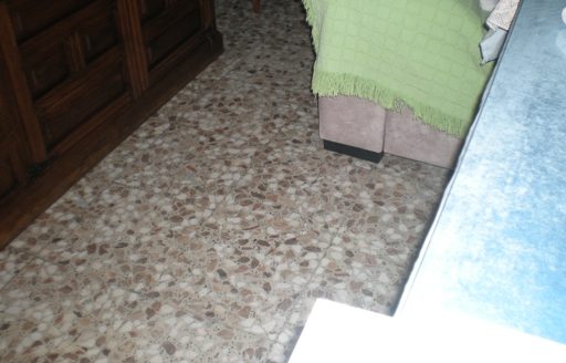 Casa amplia a la venta en Pruna