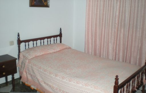 Casa amplia a la venta en Pruna