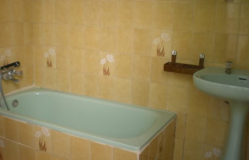 Casa amplia a la venta en Pruna