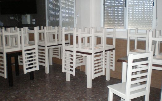 CASA Y LOCAL EN VENTA