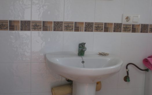 GRAN CASA EN VENTA CON PARCELA