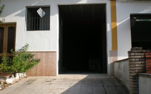 GRAN COMERCIAL EN VENTA